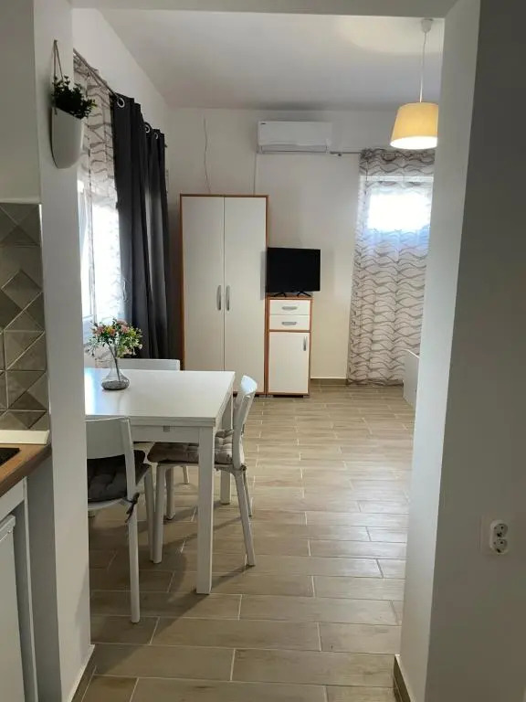 Apartments Anka Pag