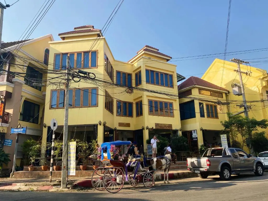 Ban Mae Boonthong