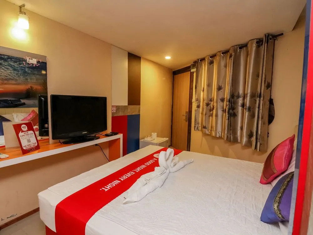 Nida Rooms Silk Romklao 99