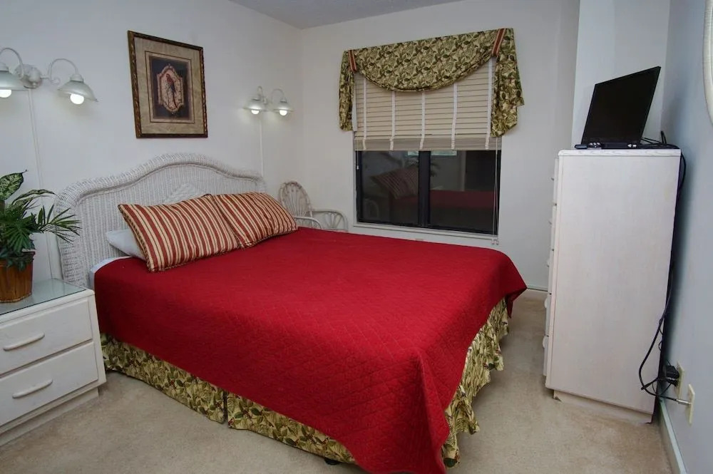 Buena Vista Plaza 1105 by RedAwning
