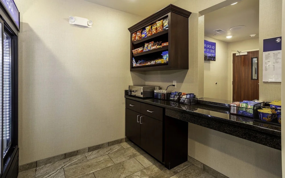 Cobblestone Inn & Suites - Brookville