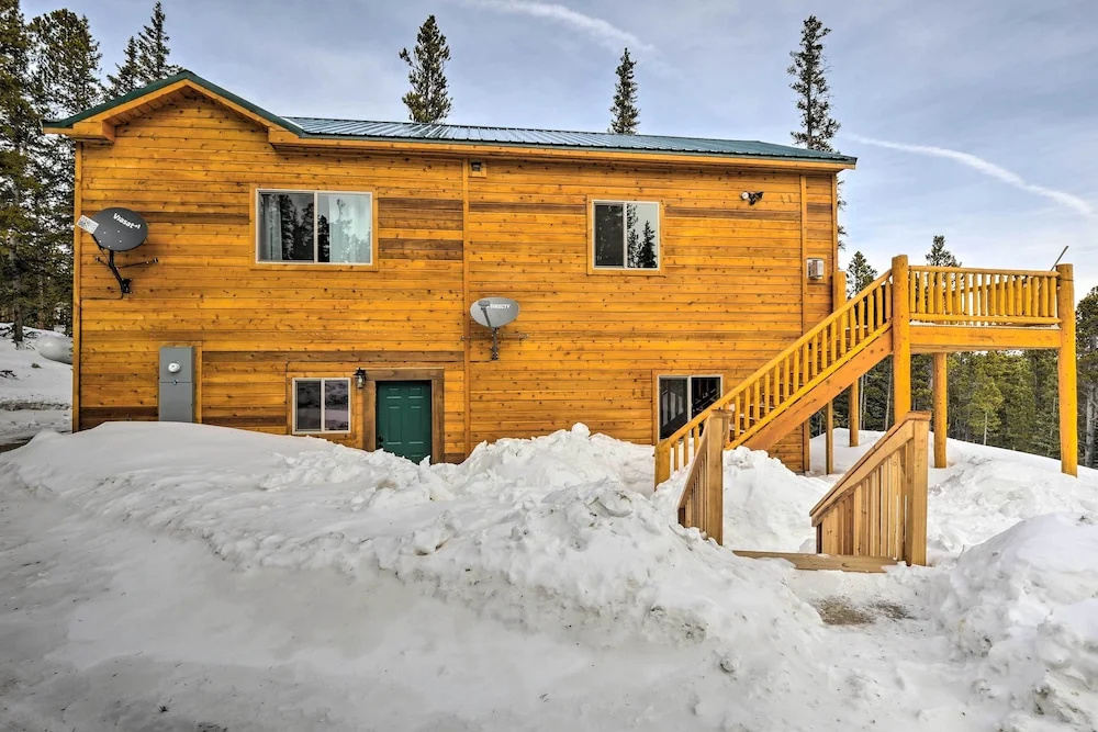 Mountainside Fairplay Cabin w/ Game Room & Sauna