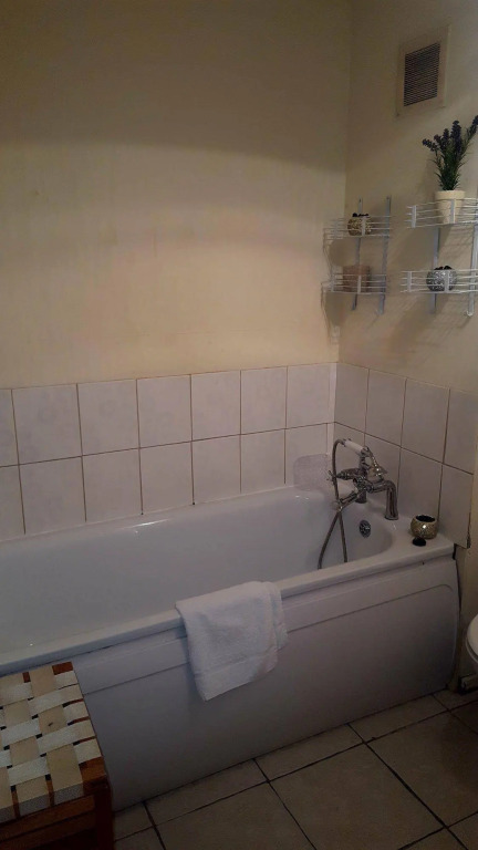 Aisha Apartment