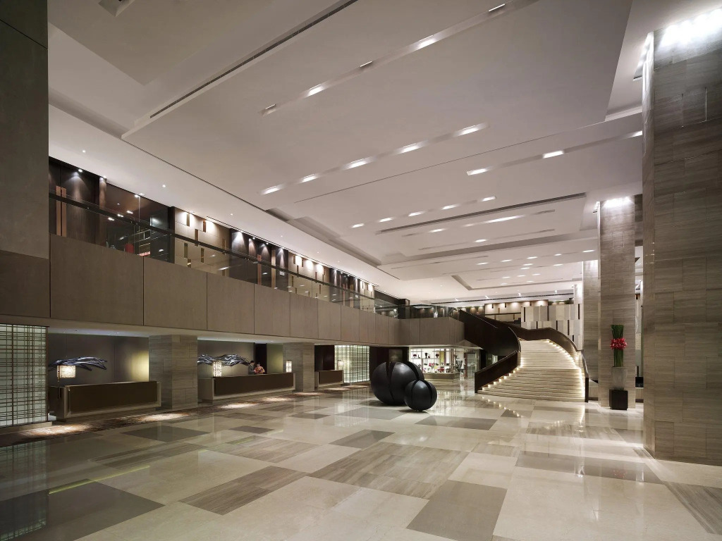 New World Makati Hotel, Manila
