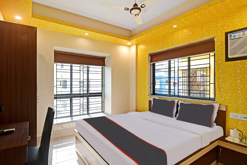 Fabhotel Comfort N Cozy