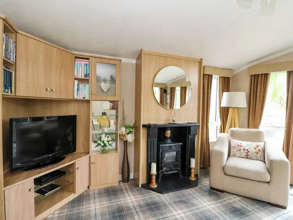 The Four Oaks Chalet