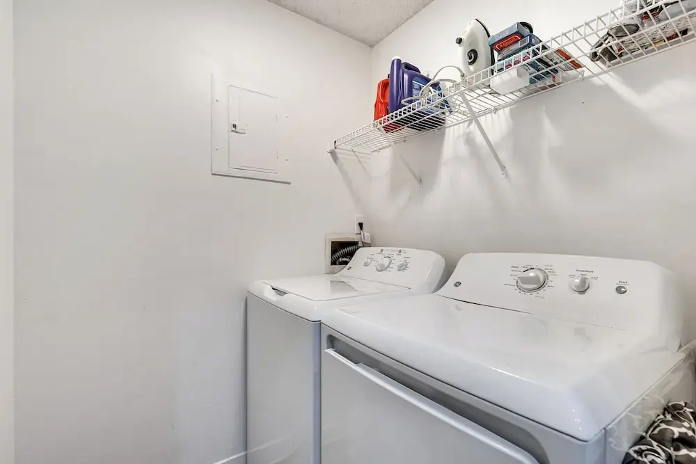 2Bedroom 2Bath Water View Apartment