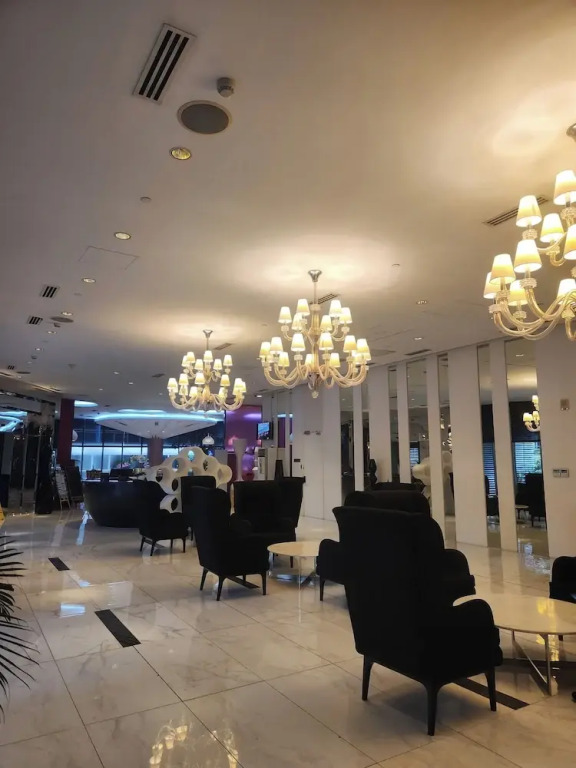 Azure Urban Resort Staycation By Yana
