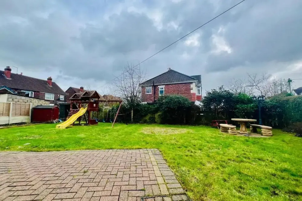 13 Guests - Free Parking - Manchester House