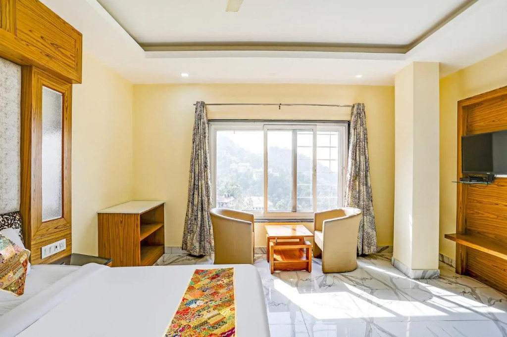 Fabhotel Wood View
