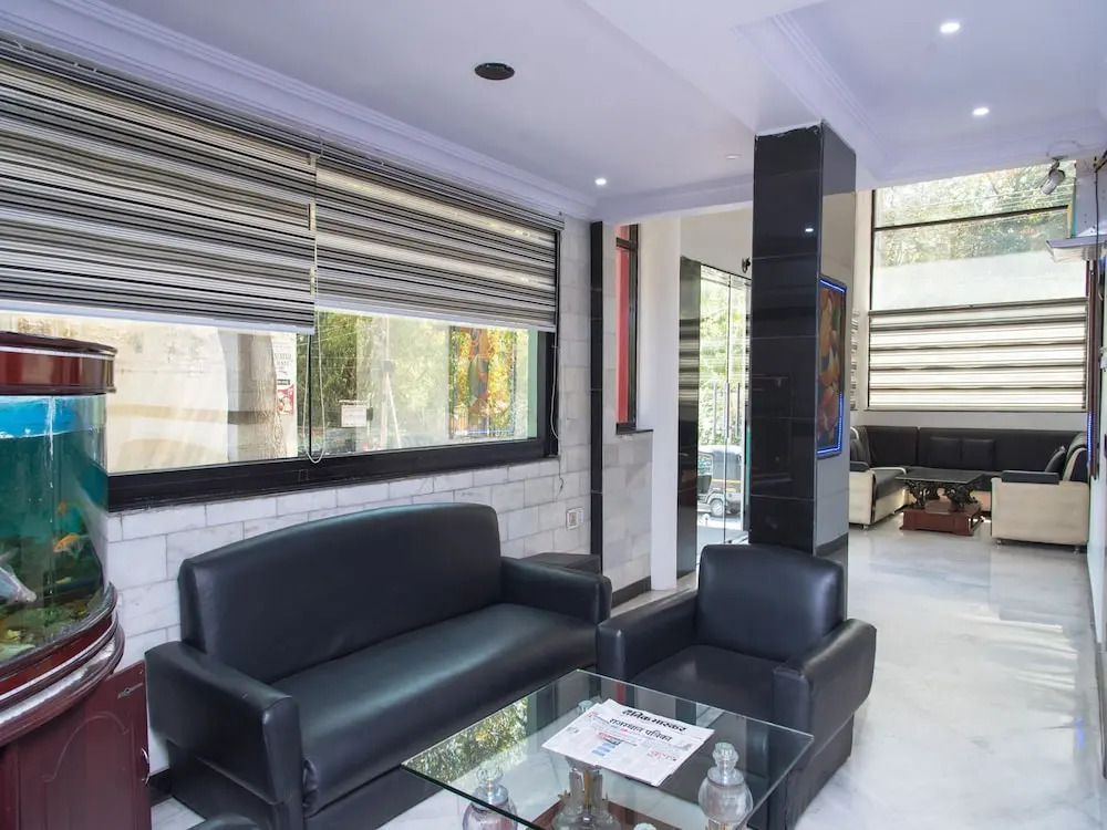 OYO 12656 Hotel Green View International