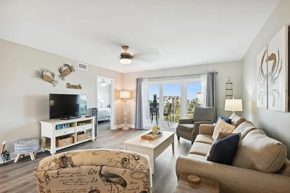Seacrest 407 is a 2 BR Gulf front on Okaloosa Island by RedAwning