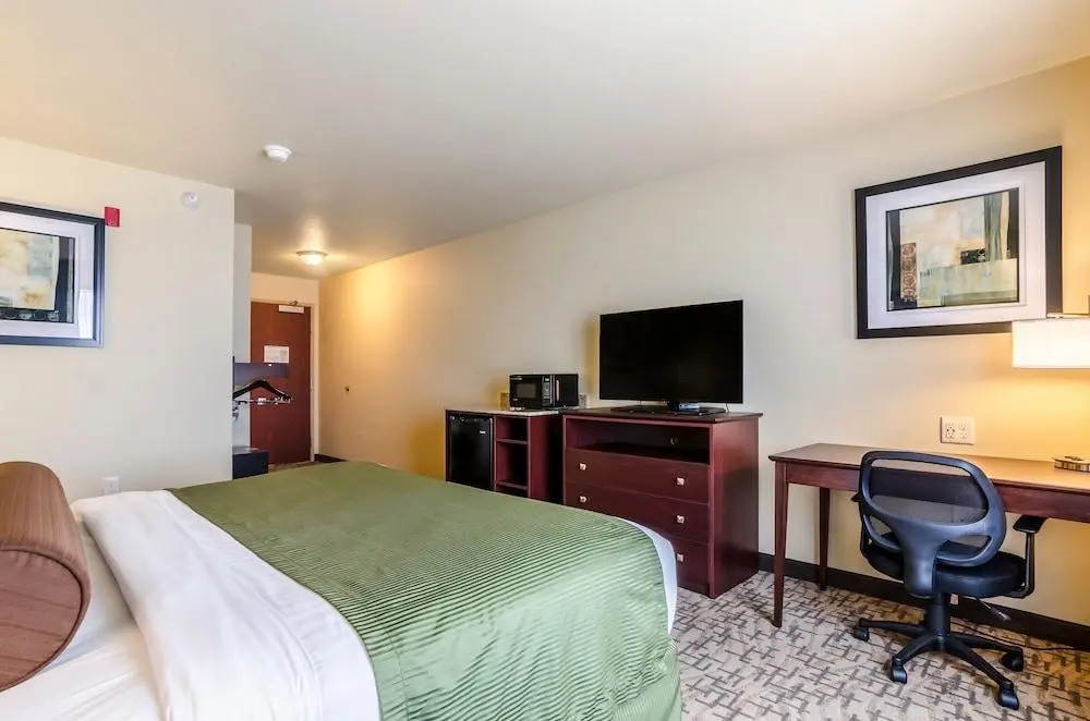 Cobblestone Inn & Suites - Brookville