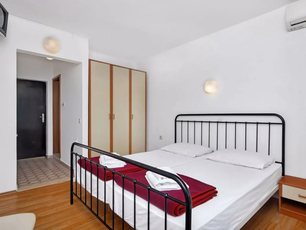 Apartment Cico Hvar/Pokrivenik 29083
