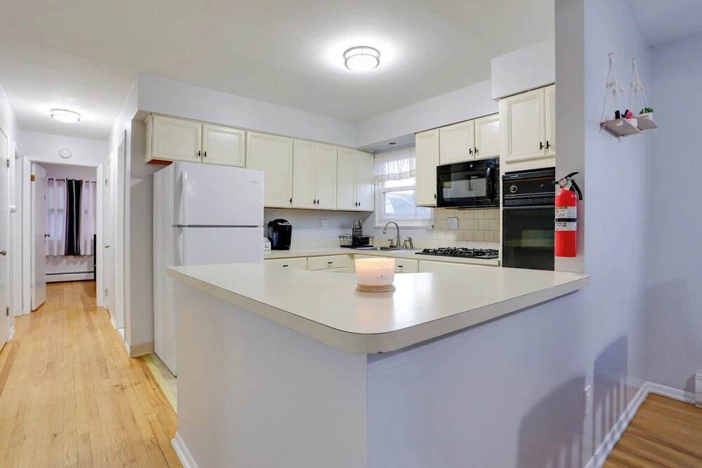 Ideally Located Jersey City Home, 8 Mi to NYC