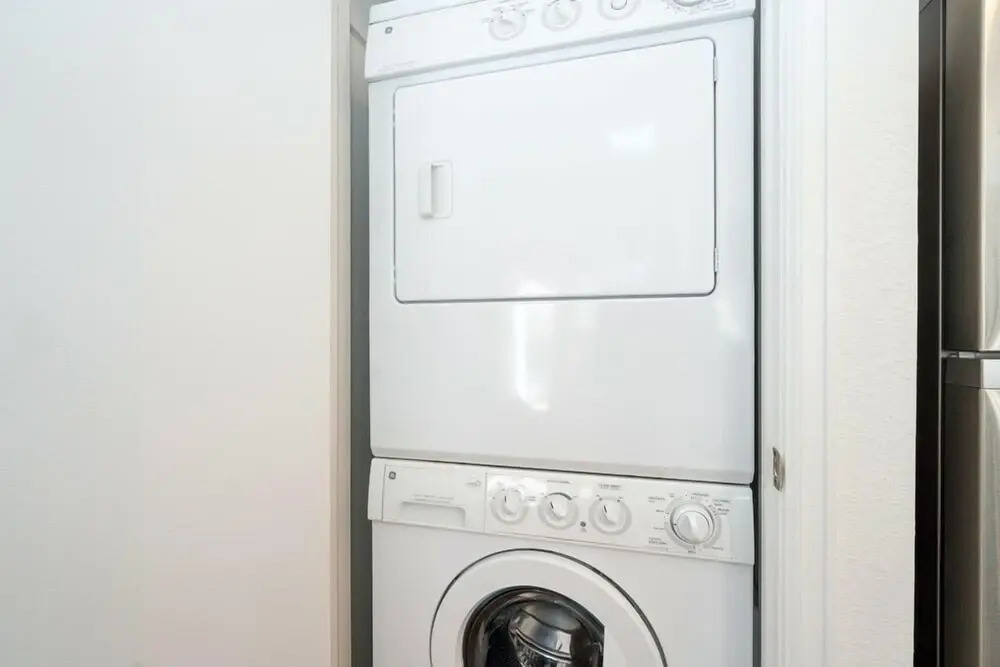 Comfort, Style, Short Walk To Town Park & Gondola 1 Bedroom Condo by RedAwning