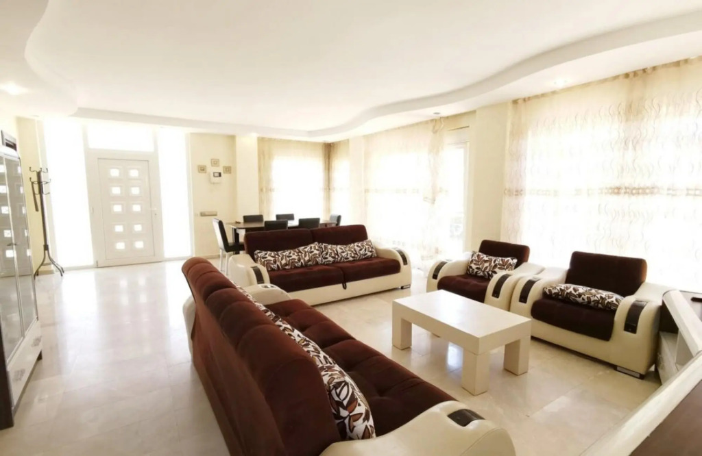 Impressive Villa With Private Pool in Antalya