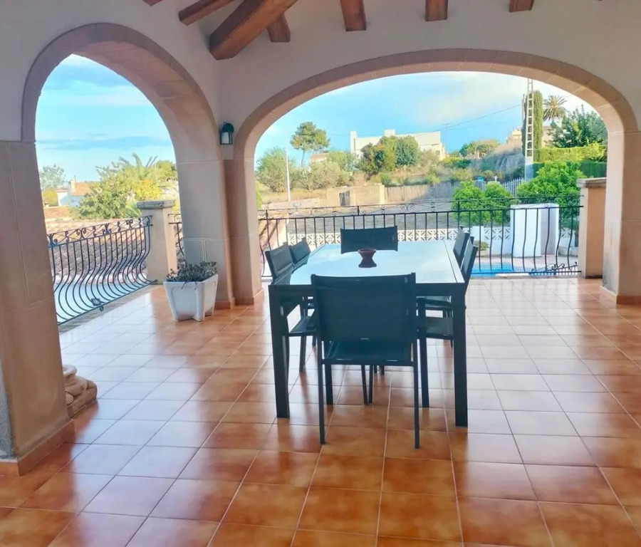 Villa- Calas