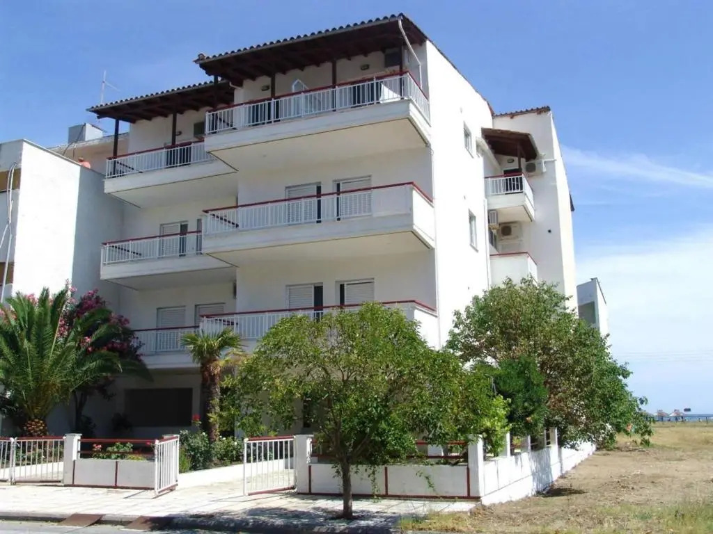 Mikes Apartments