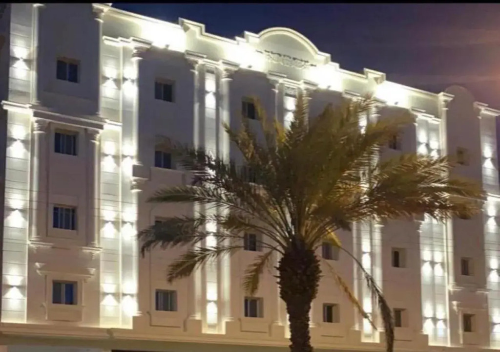 Ewan Hotel