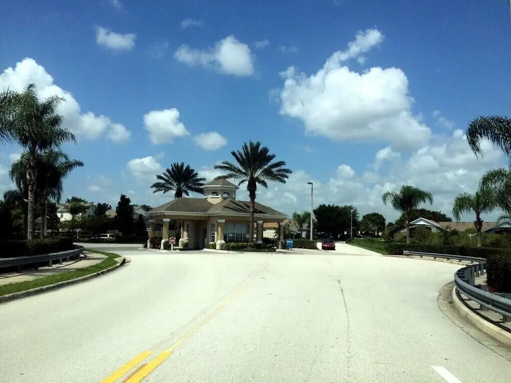 3 Bedroom Condo Near Disney Theme Parks 8102 3 Condo by Redawning