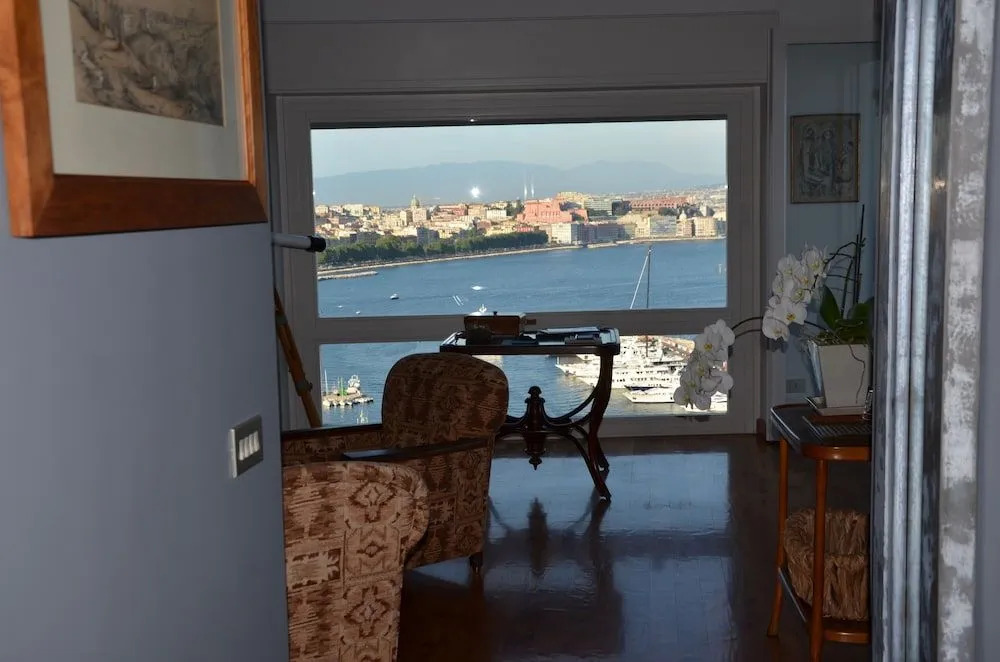Suite 52