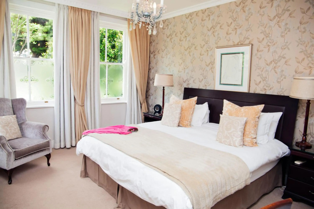 Abbey Manor Luxury Guesthouse