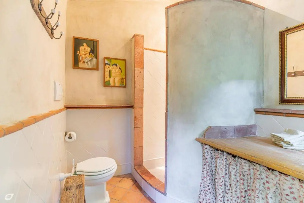Villa Giardino Lucca heated pool, 2 miles Lucca
