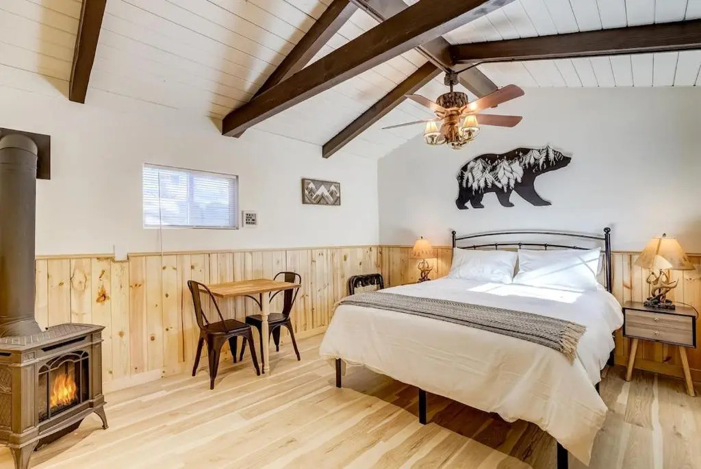 Tahoe Mountain Inn