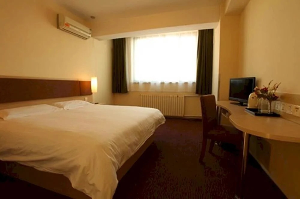 Motel168 Harbin Dongdazhi Street Branch