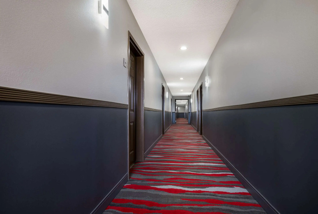 Econo Lodge Inn & Suites Canandaigua - Finger Lakes Area