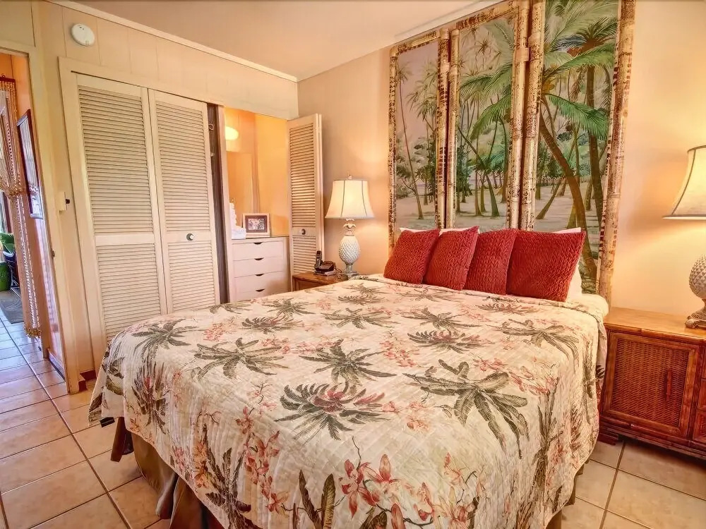 Oceanfront Luxury Maui Sands Unit 5F by RedAwning