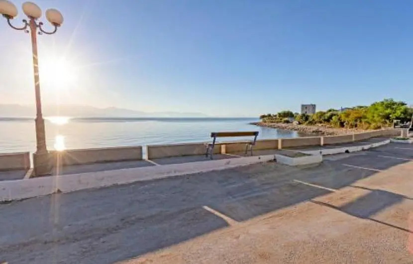 Flat 1 Bedroom - Chrani