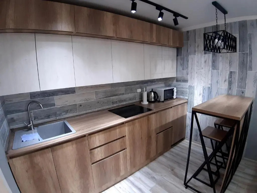 Apartment lux Tolstogo 90. Апартаменты люкс Толстого 90