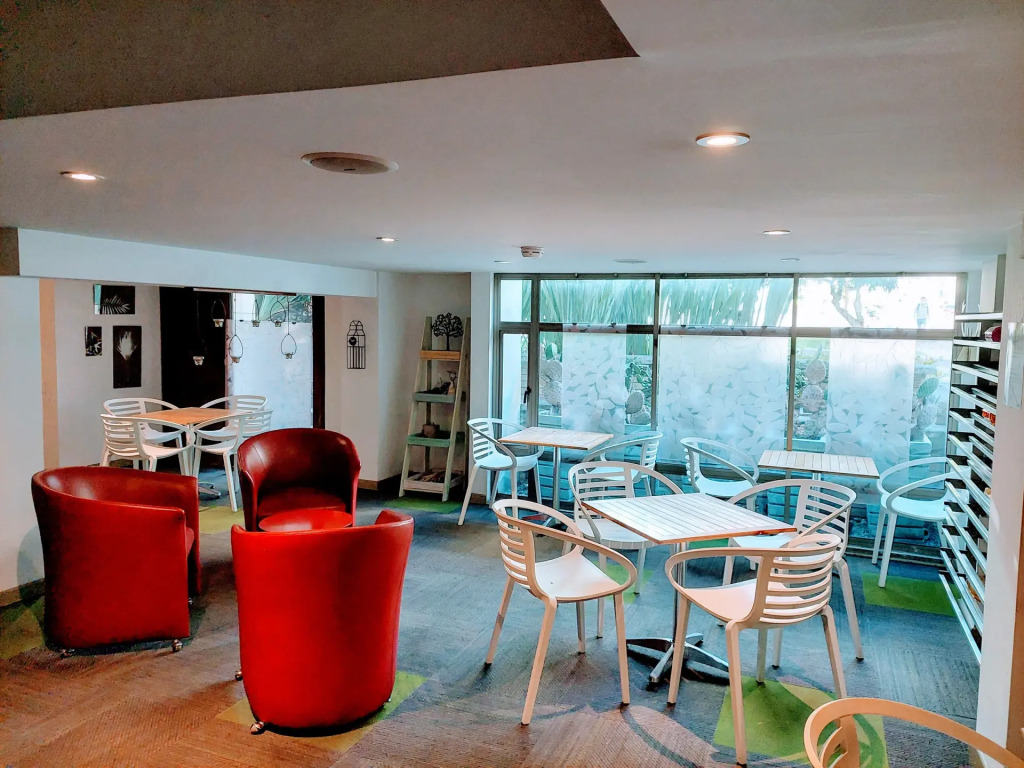 Hotel Viaggio Teleport City Suites