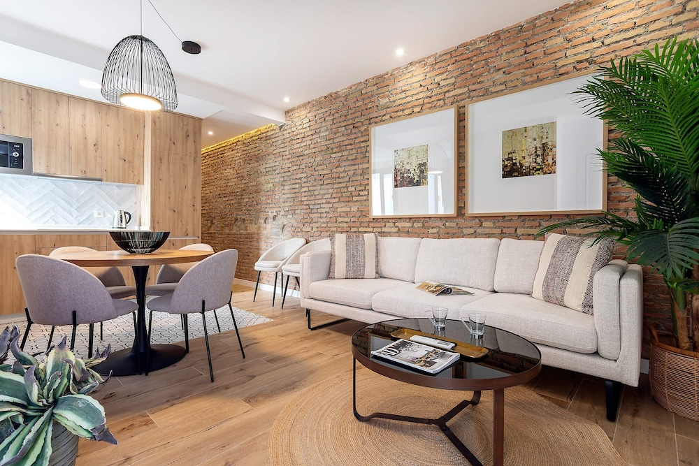 Genteel Home Buensuceso