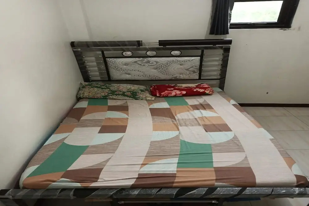 Hotel O Penginapan Hj Lilis 2 Syariah