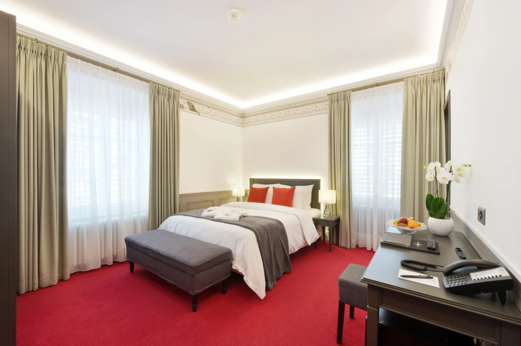 Golf Hotel René Capt