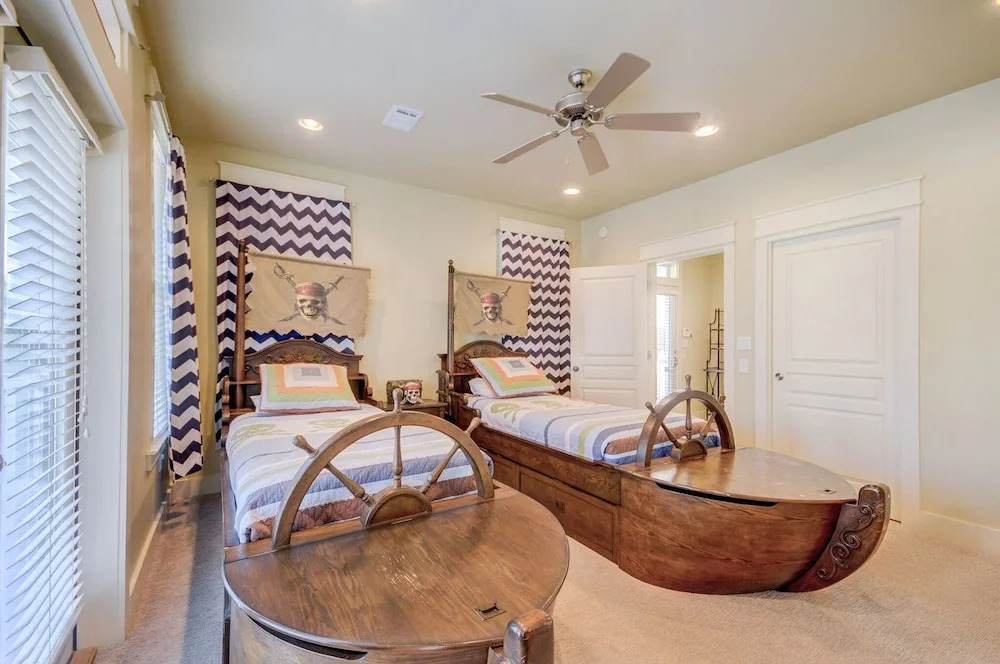 Coast is Clear - 17 Trigger Trail by Dune Vacation Rentals