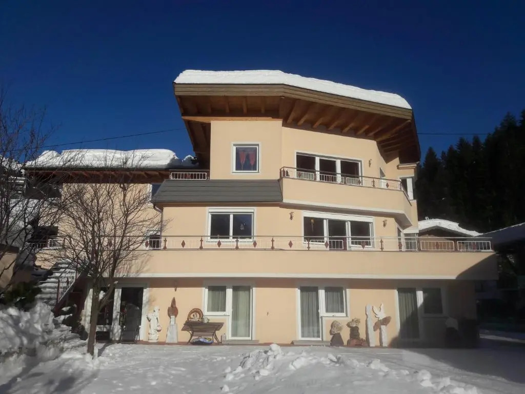 Apart la Montagnia