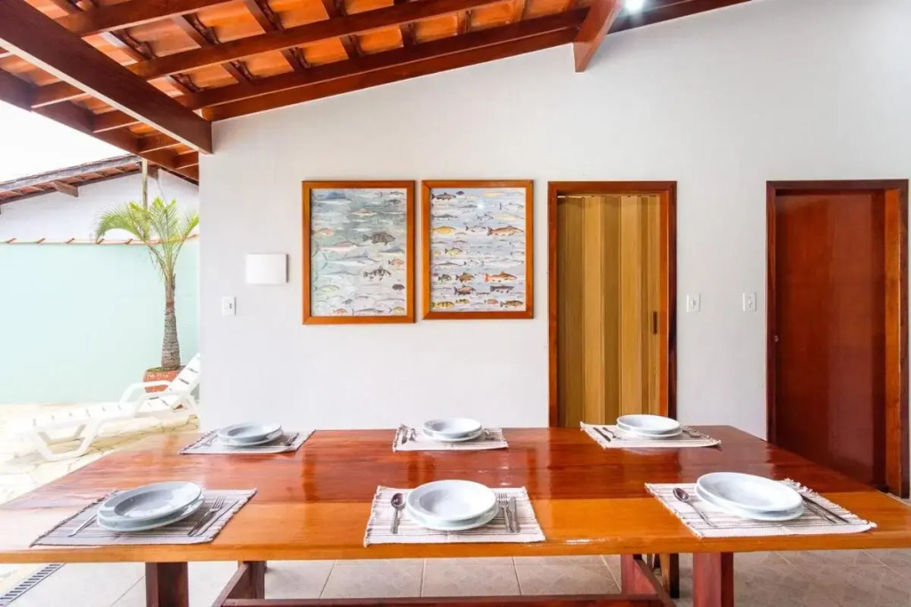BH12 - Barra Seca · BH 12: CASA DE PRAIA GOSTOSA COM ÁREA GOURMET