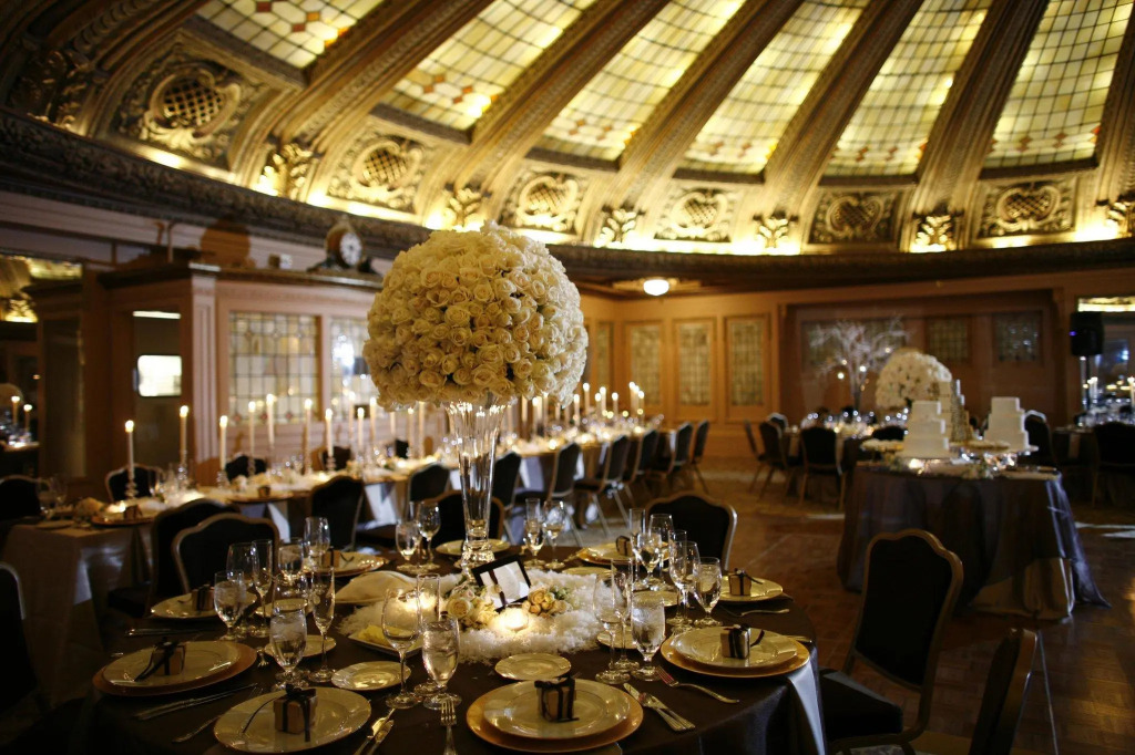 Arctic Club Hotel