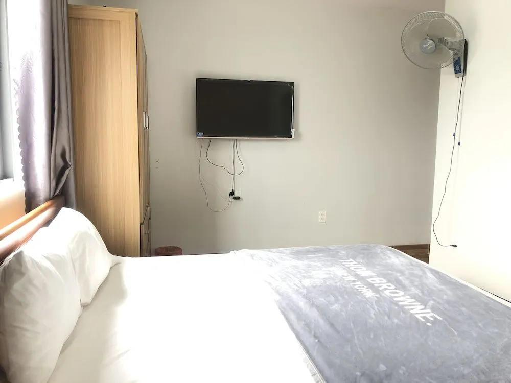 OYO 988 Quynh Anh Motel