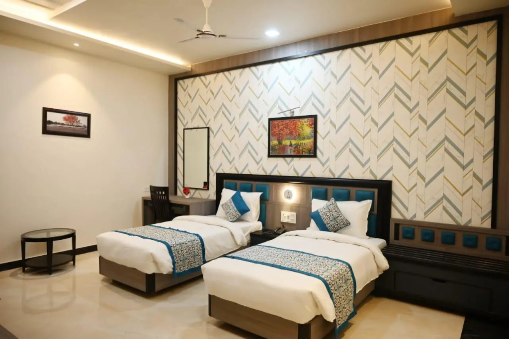 Hotel Satya Inn