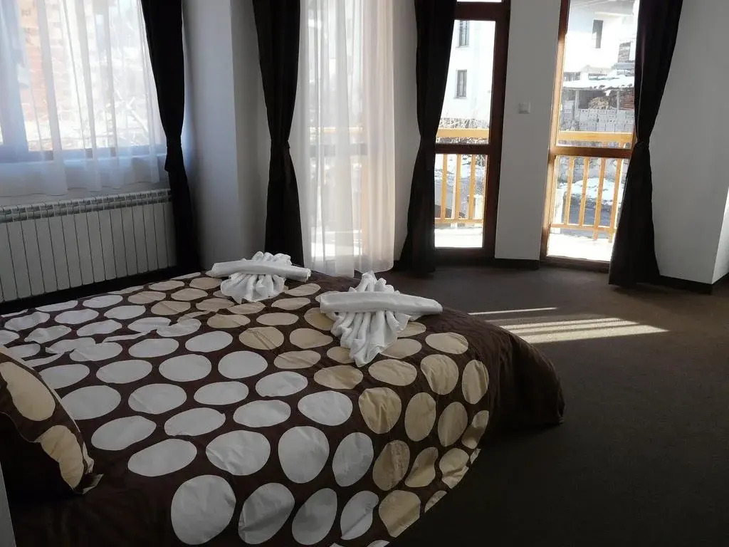 Yuliya Guest House