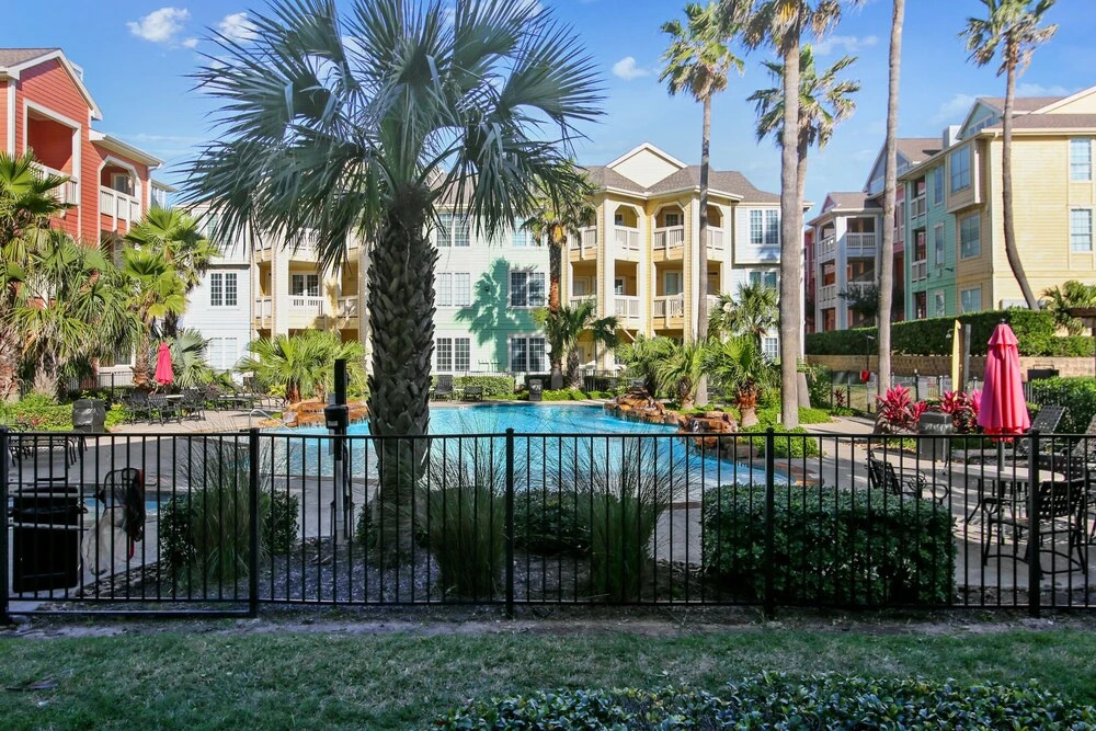 Dawn 915-glamorous in Galveston