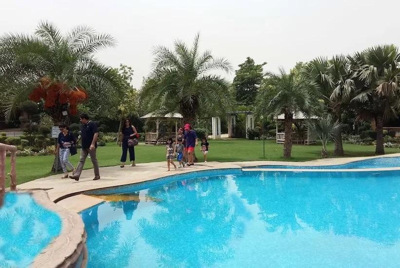 Botanix Resort