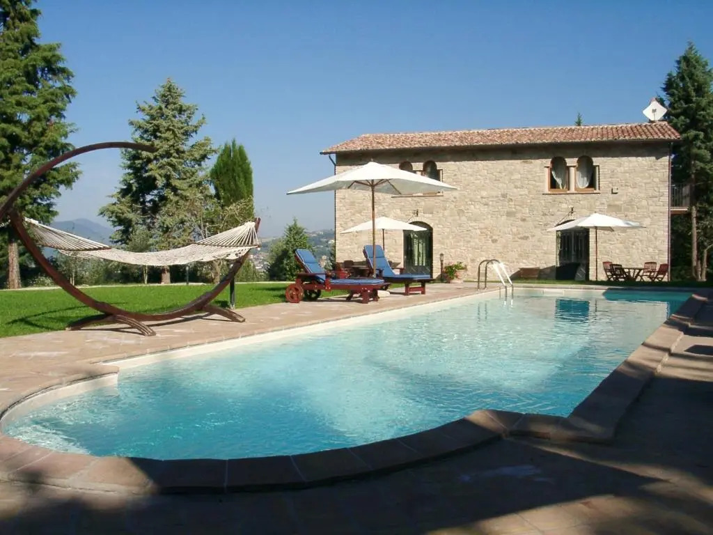 7 bedrooms villa with private pool enclosed garden and wifi at Loc Ramazzano Perugia