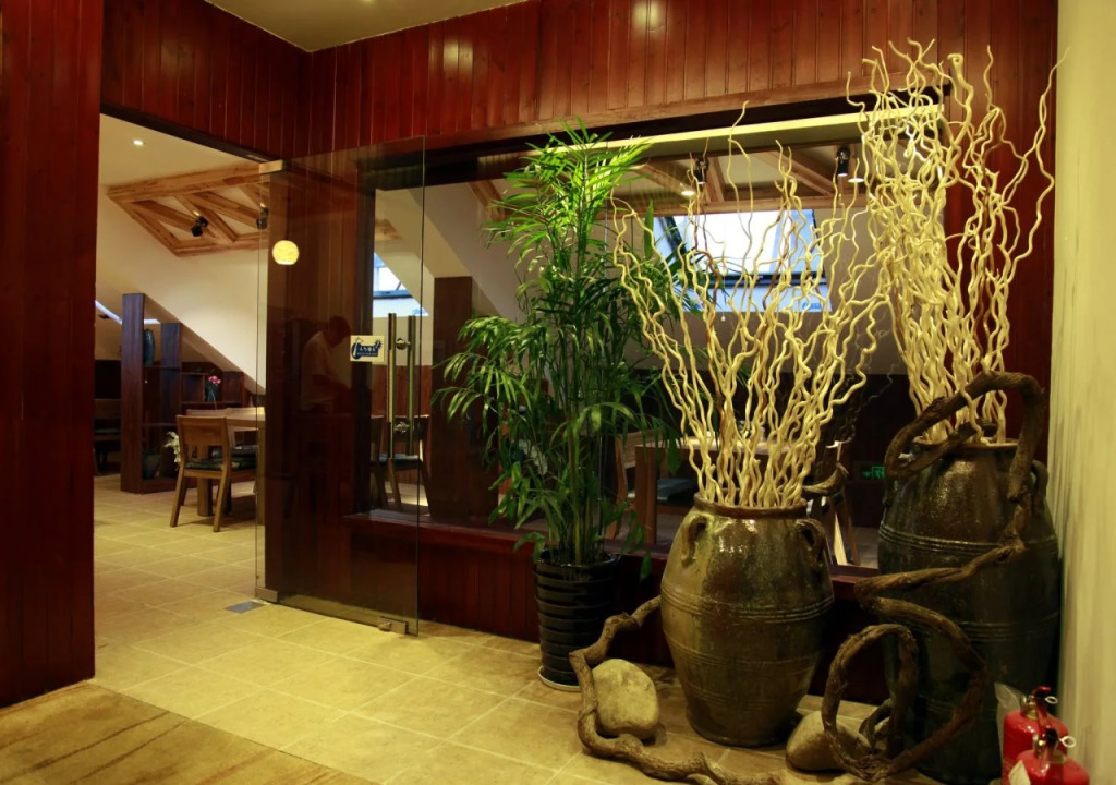 Yiwu Fukai Holiday Hotel