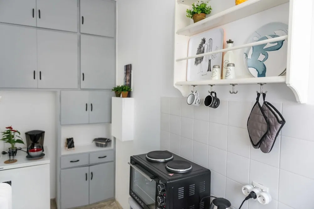 Syntagma Square Apartments by Livin Urbban